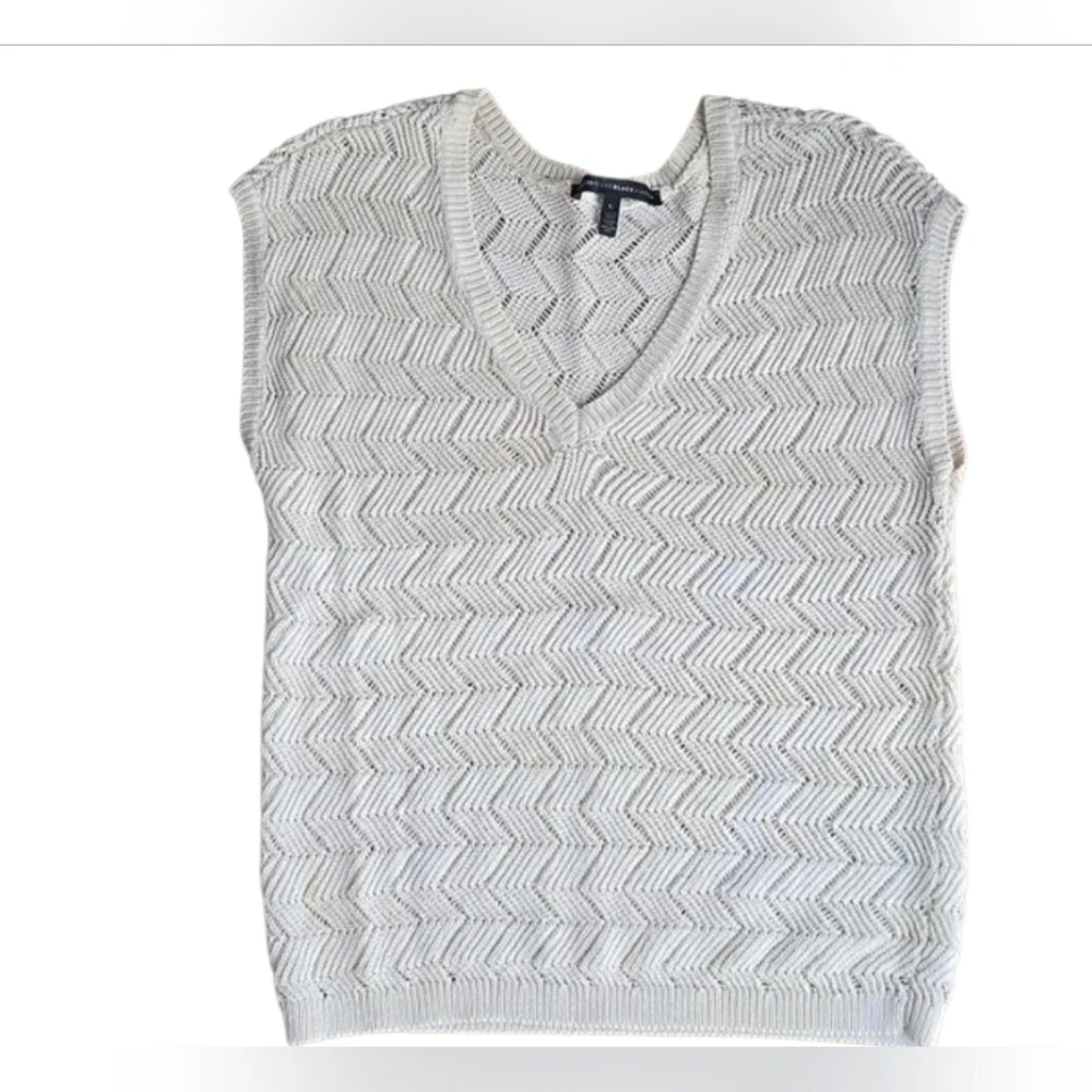 White House Black Market WHBM Open Weave Crochet Top Vest Stretch Beige Sz: L - Picture 2 of 9